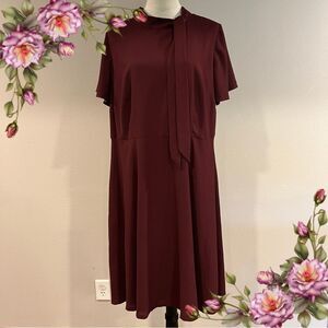 Talbots burgundy color plus size short sleeves formal dress with belt size 14WP